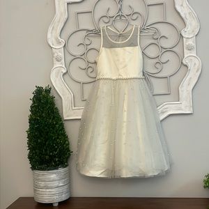 Cinderella Cream Color Dress Size 12 Flower Girl